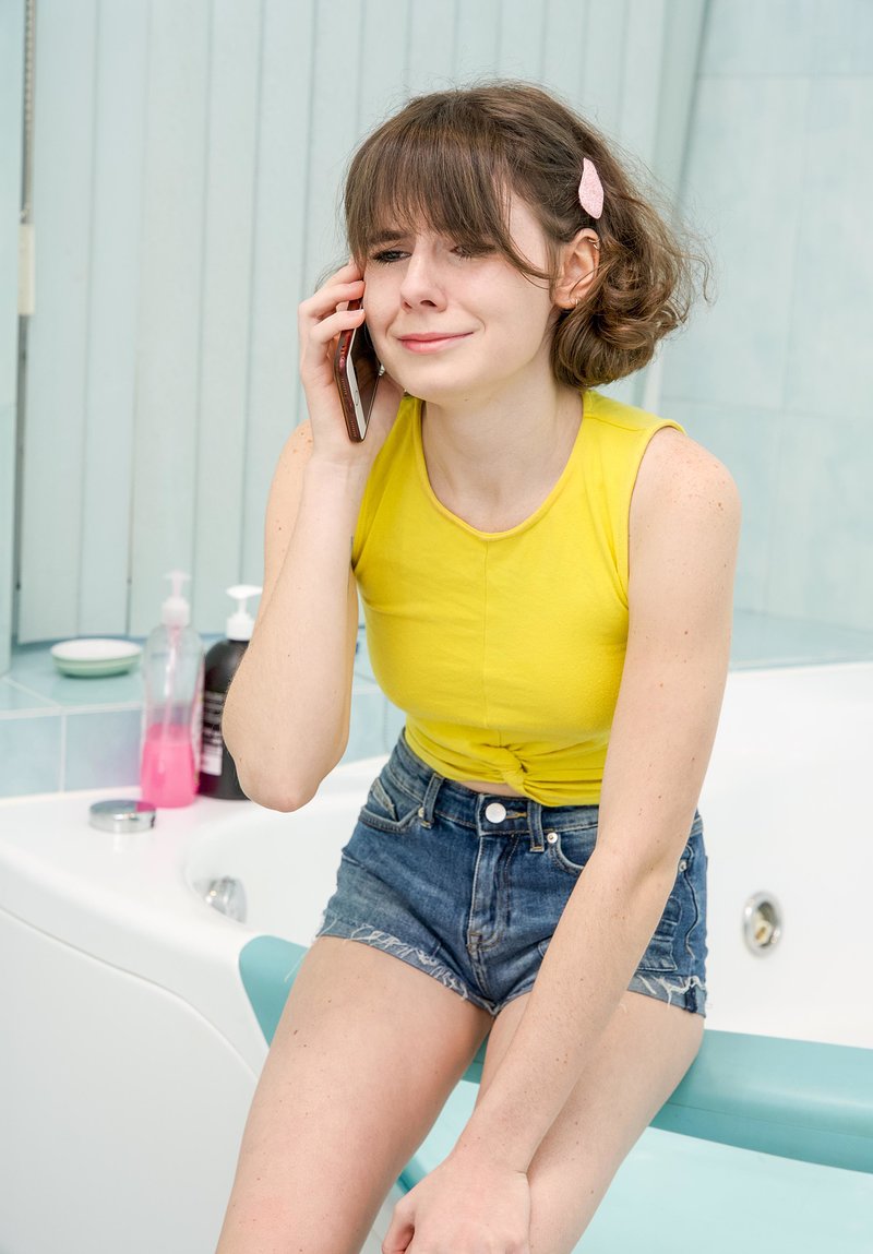 Люси, 24